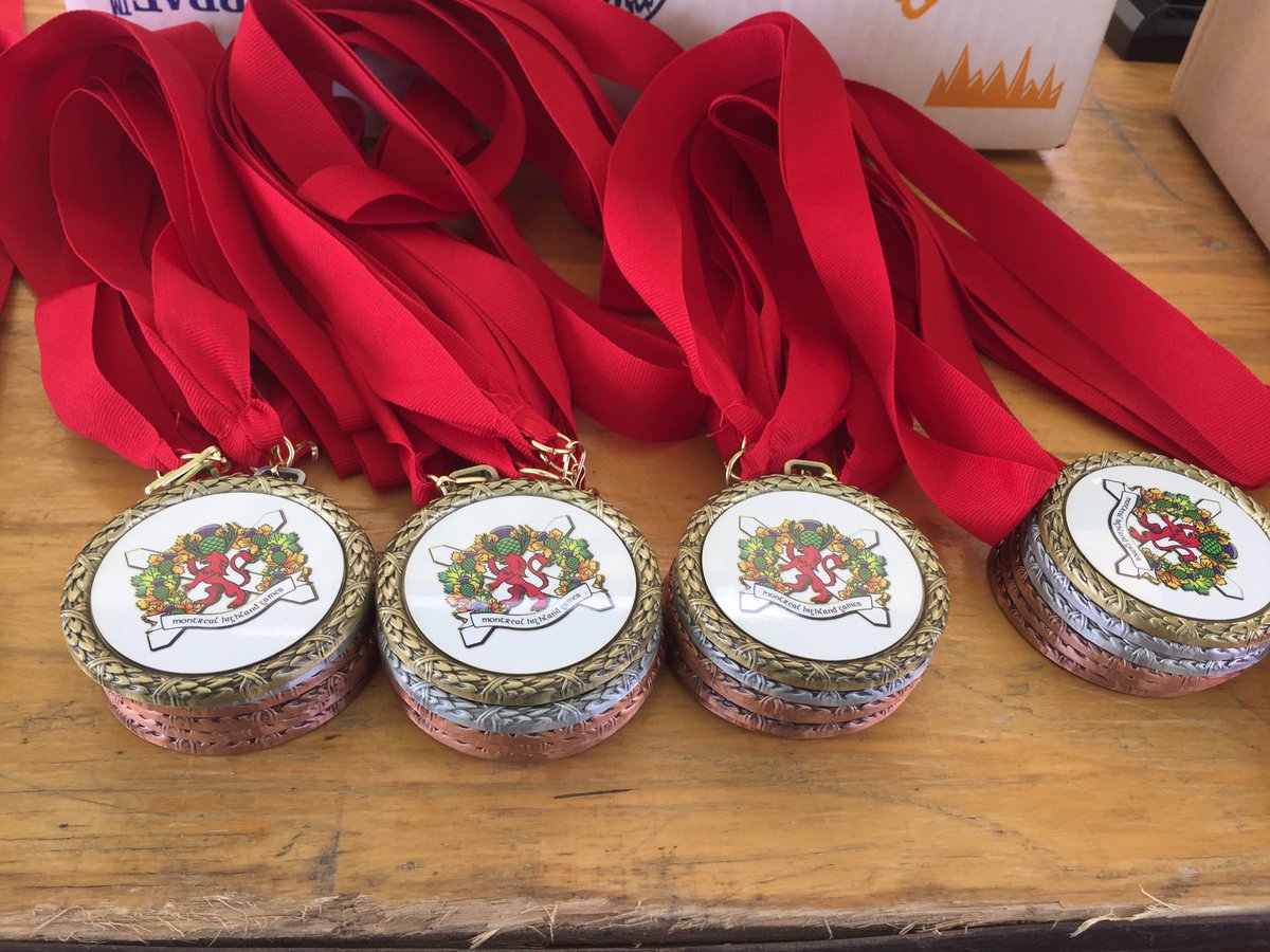 MHDA_60's tweet photo. Get ready, awards are coming up shortly! #MontrealHighlandGames https://t.co/DonEoCC3BM