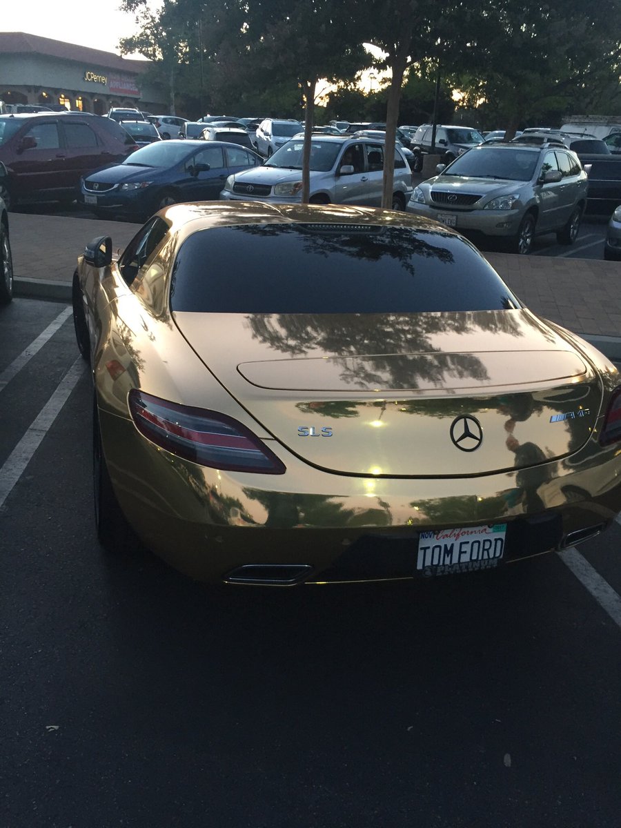 Patrick Brice My Aunt Parked Next To Tom Ford And If You Thought He Didn T Have A Gold Car With A Custom Tom Ford License Plate You Are Sorely Mistaken