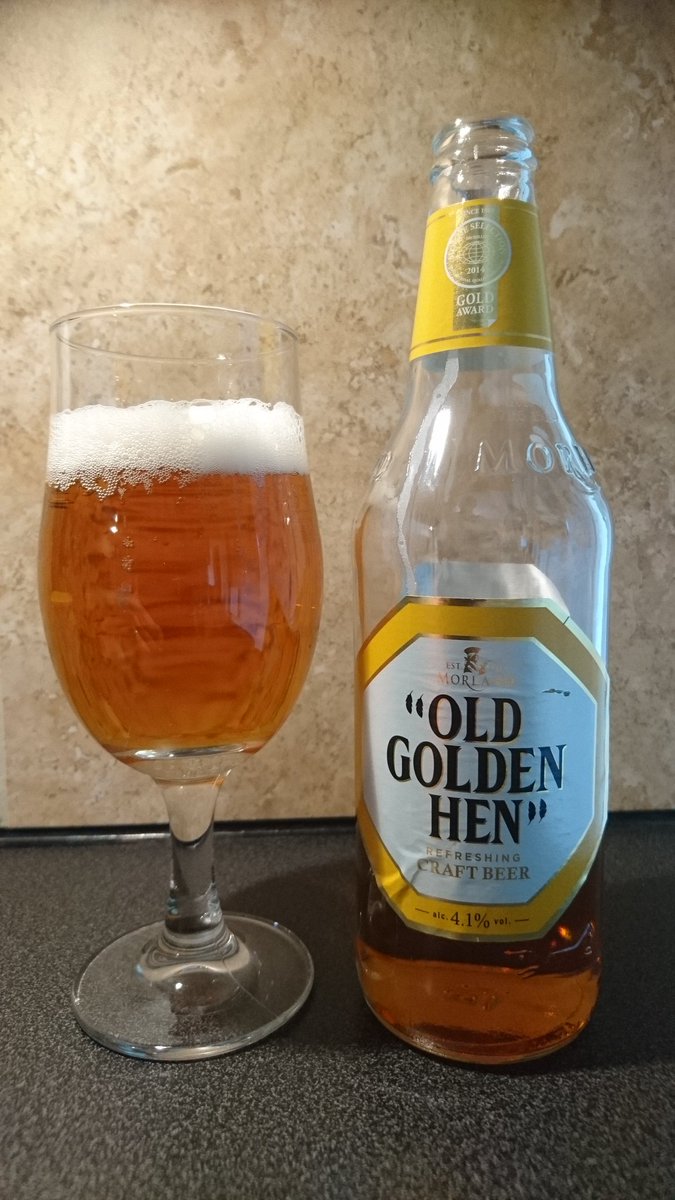 BeerTimeNow's tweet image. Perfect refreshing drink when it's #beeroclock in a sunny afternoon. Old Golden Hen brewed by Morland @speckledhenry