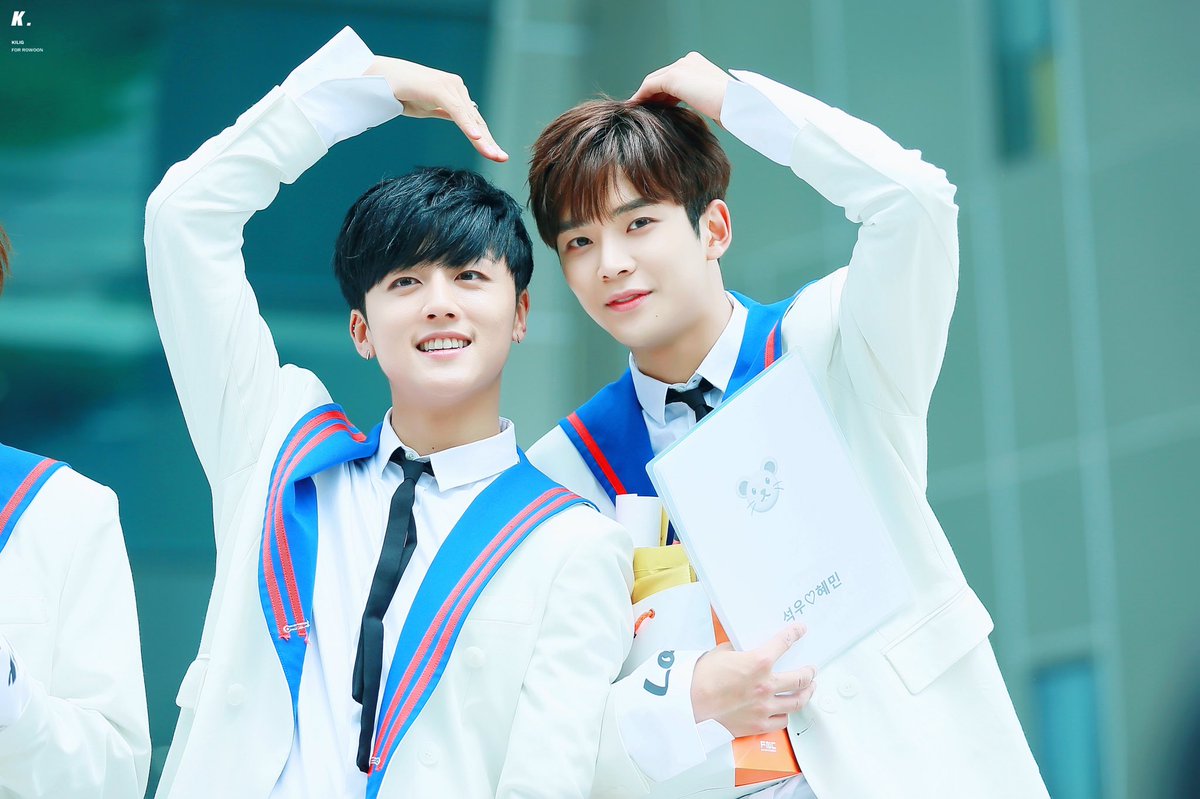 kilig0807's tweet photo. 로운아 생일 축하해✨
너가 존재해줘서 정말 고마워,,사랑해❤️

#Happyrowoonday #960807 #로운 #ROWOON #SF9 #해피로운데이 @SF9official https://t.co/yoiMMcGM8c