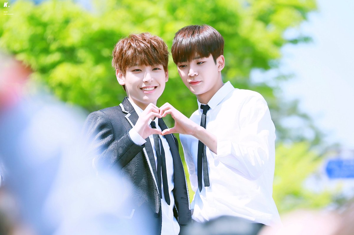 kilig0807's tweet photo. 로운아 생일 축하해✨
너가 존재해줘서 정말 고마워,,사랑해❤️

#Happyrowoonday #960807 #로운 #ROWOON #SF9 #해피로운데이 @SF9official https://t.co/yoiMMcGM8c