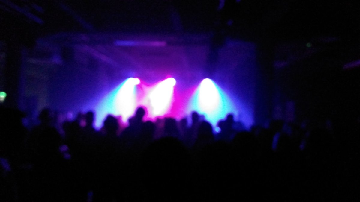 TheHighCs's tweet photo. It's like being in the Roadhouse in Twin Peaks. #Optimo20 https://t.co/45UpfEDUO6