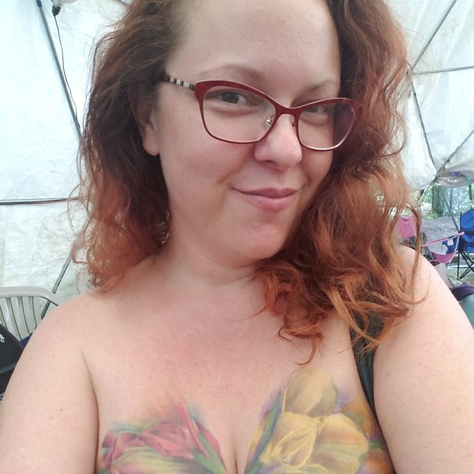 Sex Coach Nikki’s pics and videos