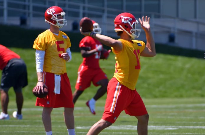 Draftshot's tweet image. Updated the Patrick Mahomes Training Camp Page. He's doing well.
draftshot.com/patrick-mahome…
#NFLTrainingCamp #Draftshot