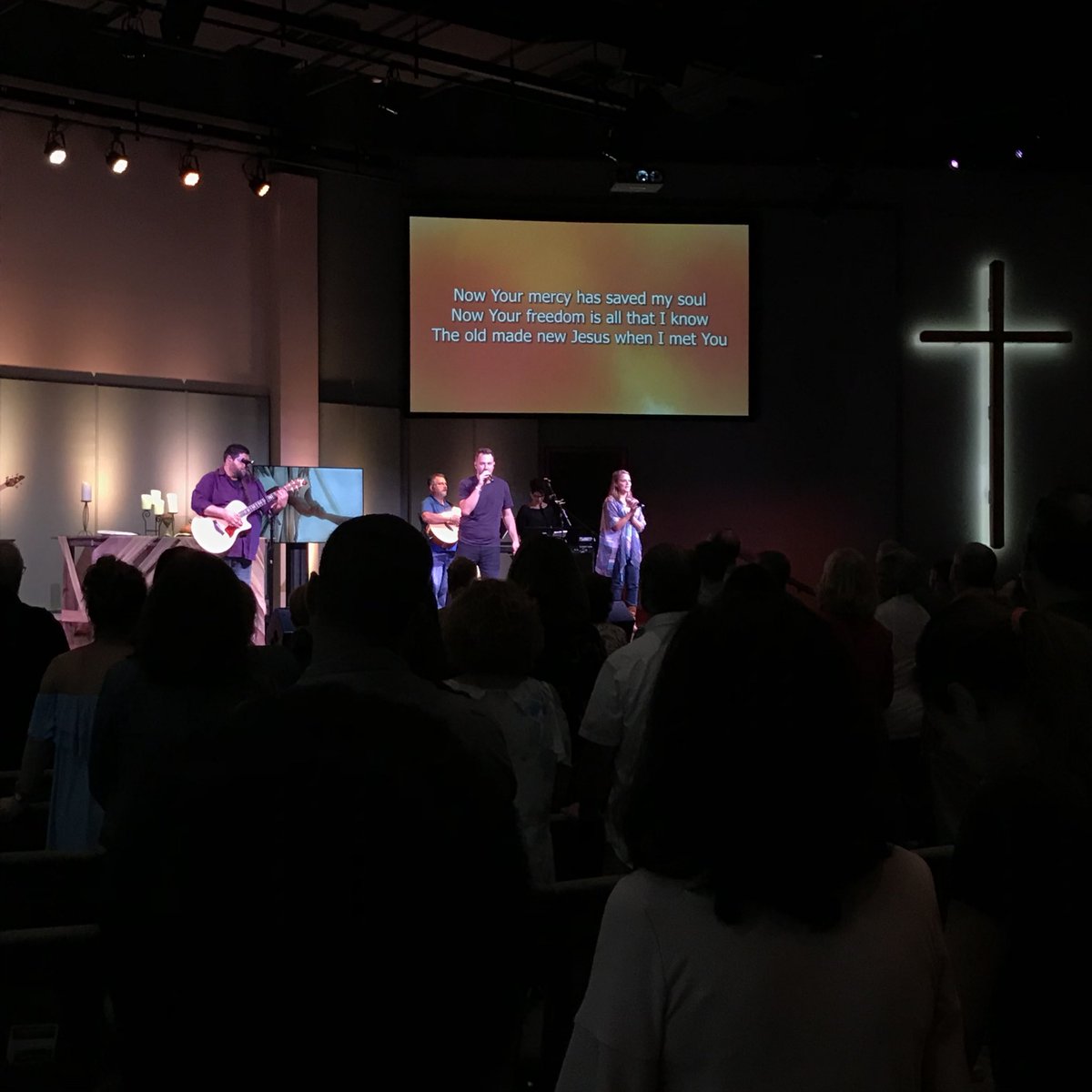 ChristChurchVA's tweet photo. @keithelgin of @360_Collective leads us in worship this morning! https://t.co/CKLEep8gFZ