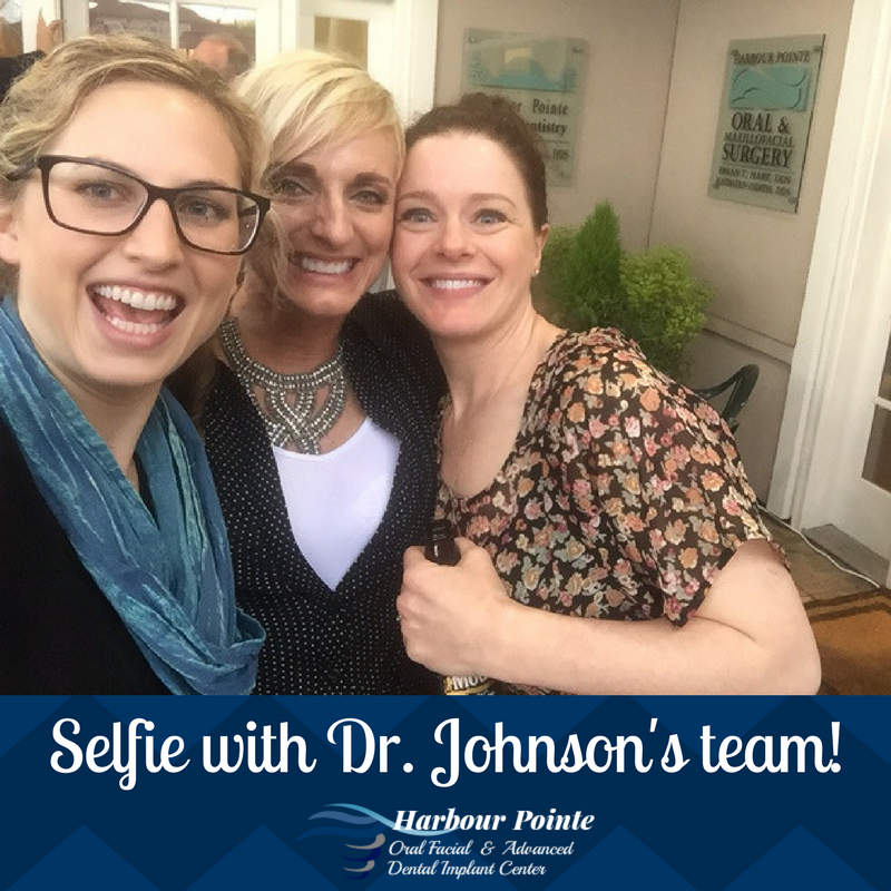 hporalsurgery's tweet photo. Selfie with Dr. Johnson's team! #HPOMS #TacoParty https://t.co/cVM4rg8NXN