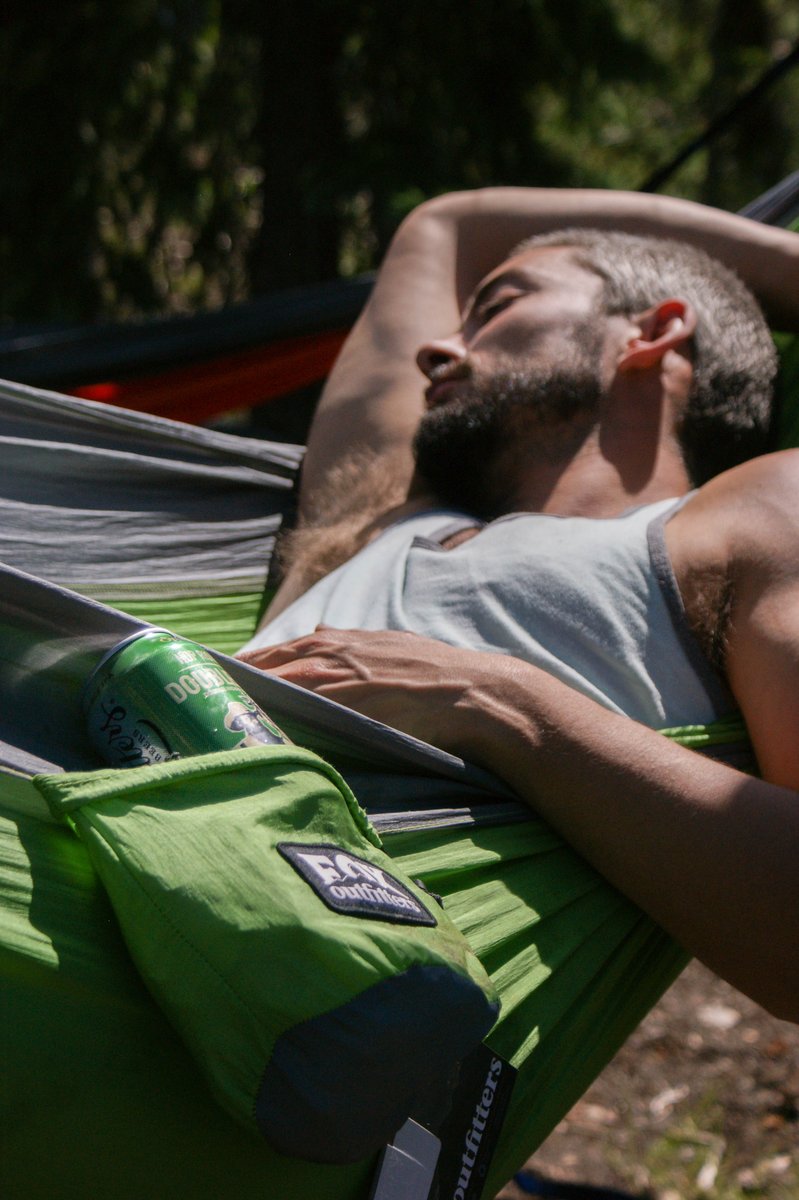squattersbeers's tweet photo. Enjoying another lazy Sunday — brought to you by #HopRising #SquattersBeers #SquattersSummer #LazySunday https://t.co/jpAOmCTPqR