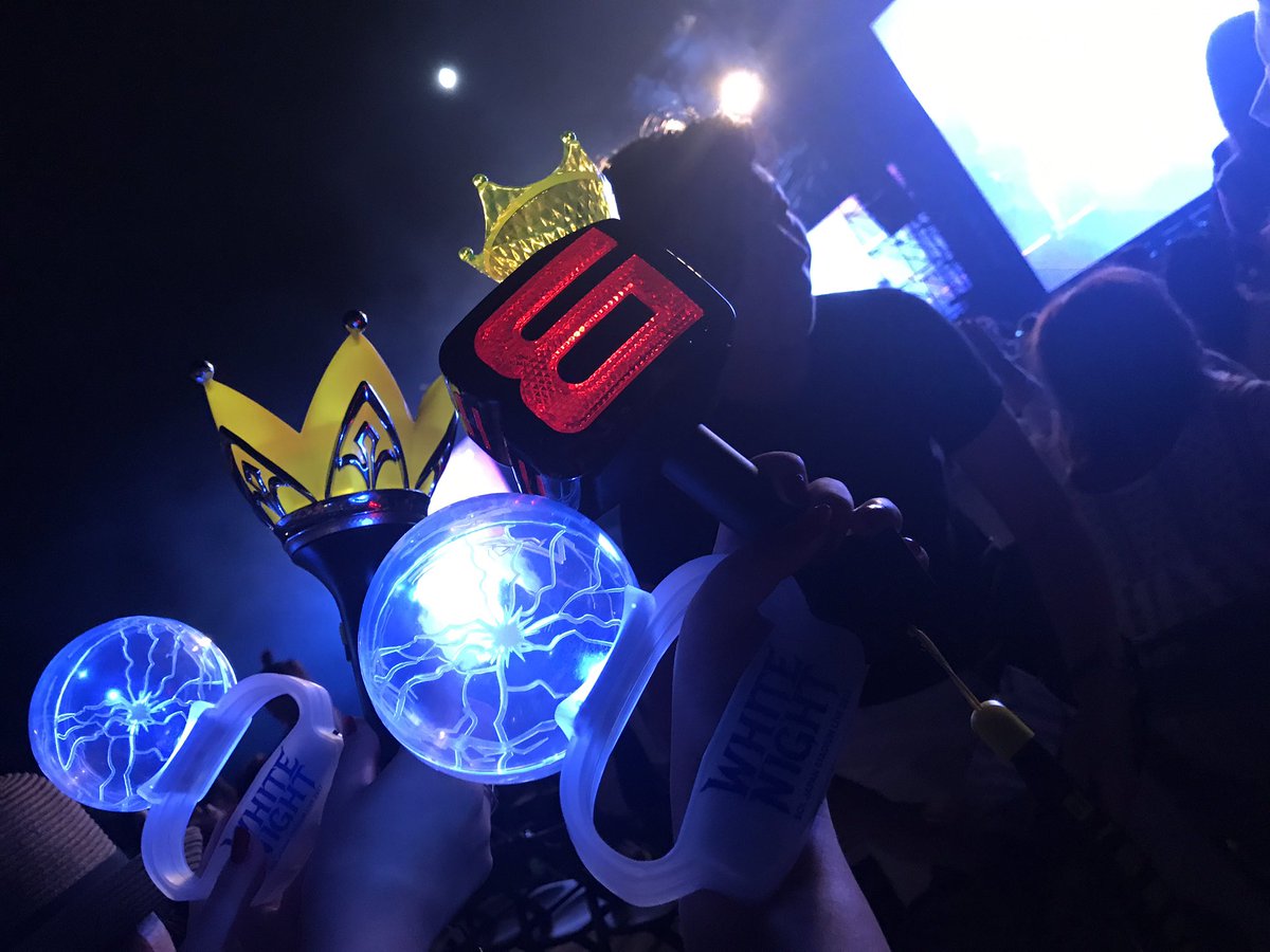 べべコン🌞❤️
ラストダンスと目鼻口
すごい感動した😭
目鼻口は花火と同時に
なぜか涙が…💦
とりあえずヨンベさんかっこよかった。メンバー想いでファン想いで正直者のヨンベさん愛してます💗