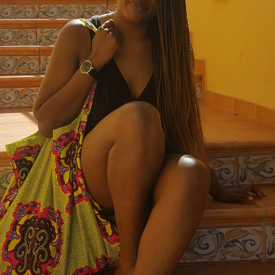 t_bokom's tweet photo. le soleil, la chaleur, la plage et un maxi cabas Tbokom.... La vie :) #listyle #mode #fashion #Totebag #handbag #wax #ethnique https://t.co/IztypJjEaR