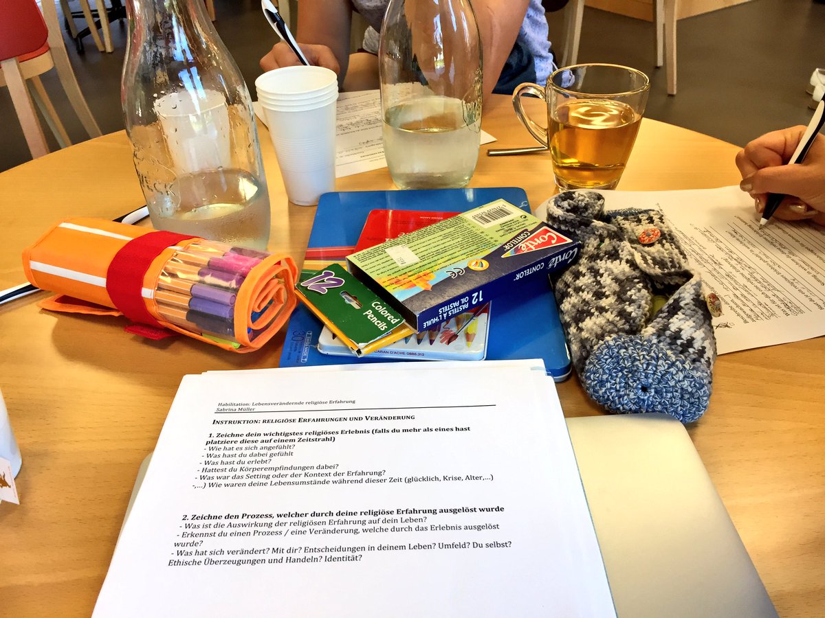 MuellerBSabrina's tweet photo. Tired & happy after a creative-qualitative-research-evening on #ReligiousExperiences with young people https://t.co/yUR0YvdrUO