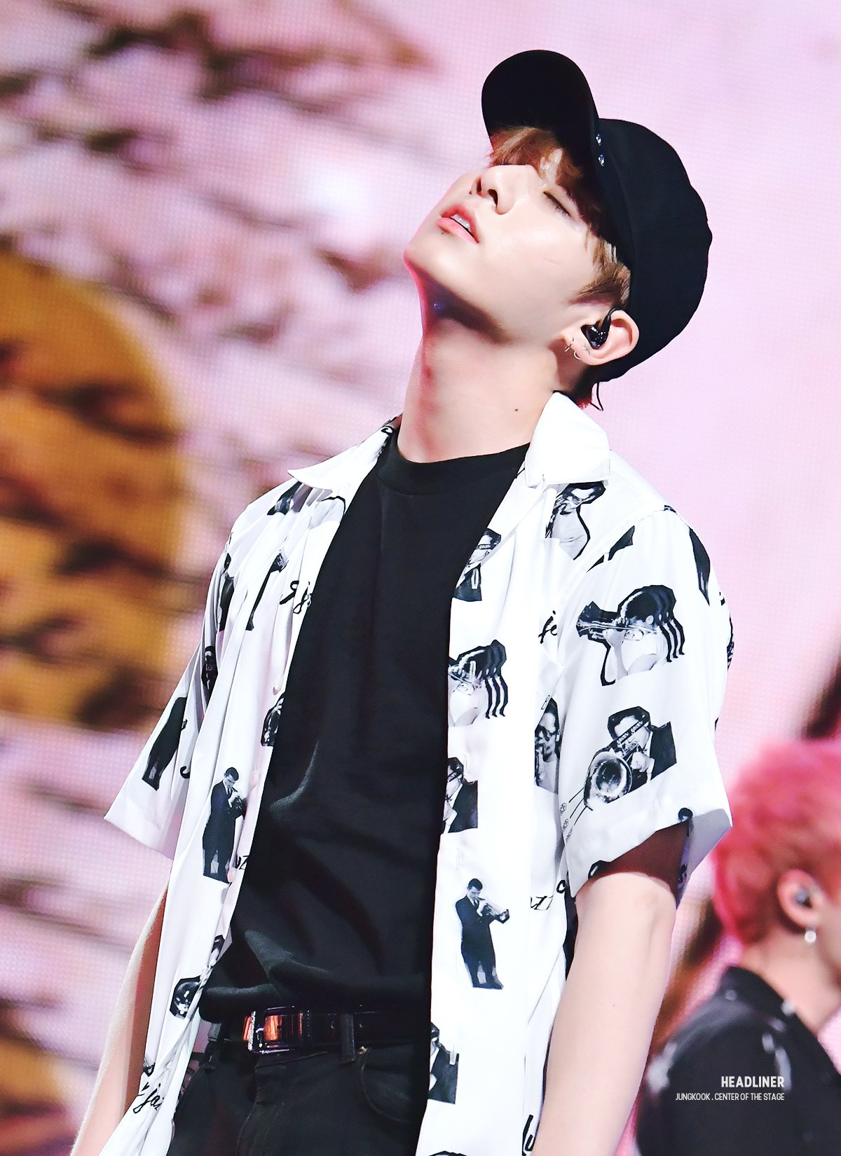 bts pics on Twitter: "BROOOOOOOOOO #JUNGKOOK #BTSβ¦