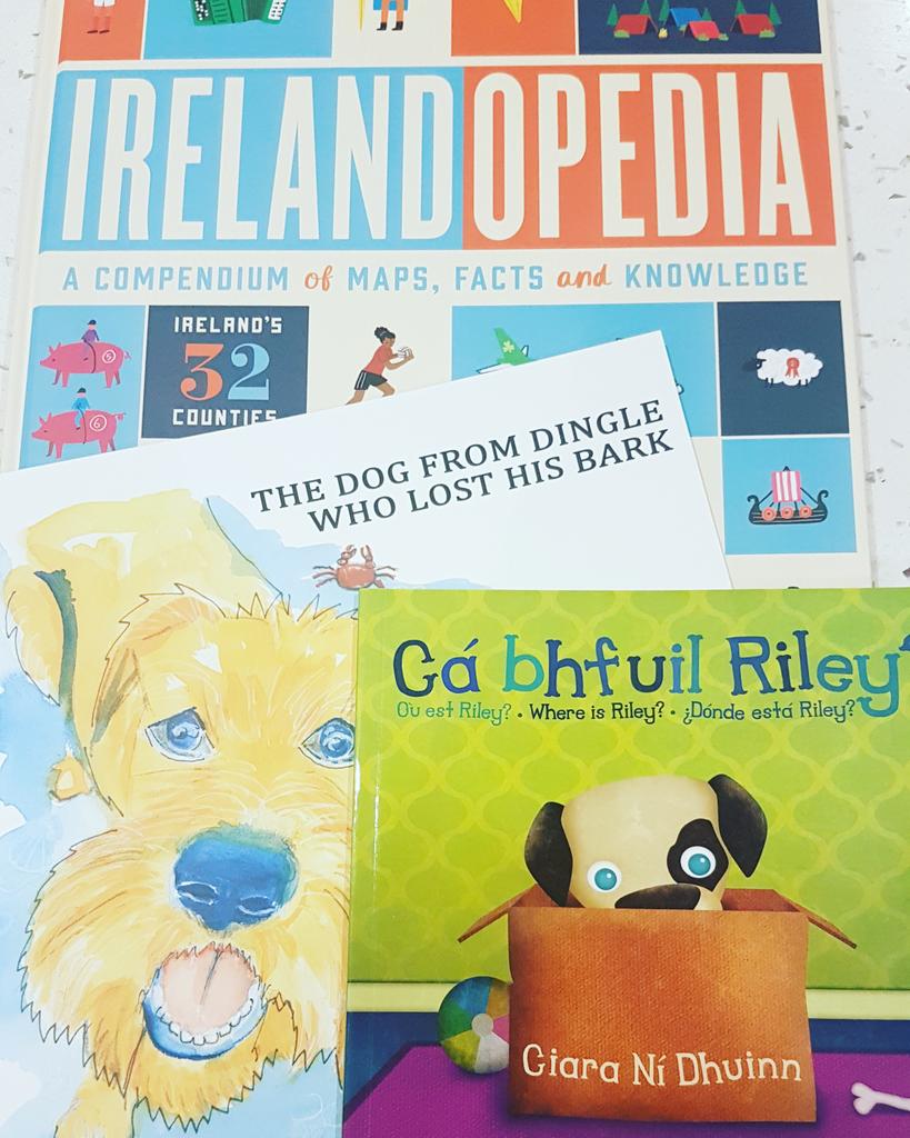 Sarah__Gordon's tweet photo. @eliesbooks bought a beautiful book in Dingle, Kerry. my 10 month old giggled the whole way through #NeedToBuyTheOthers #MultilingualReading https://t.co/Bo6coE6PBA
