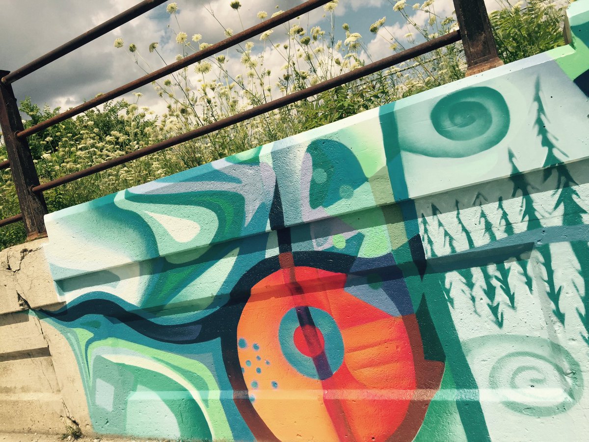 StART_Toronto's tweet photo. Bombarded with beauty-in-progress at Dupont St. underpass west of Osler St. Thank you Alex Lazich and Que Rockford! https://t.co/T1yBsPPdtg