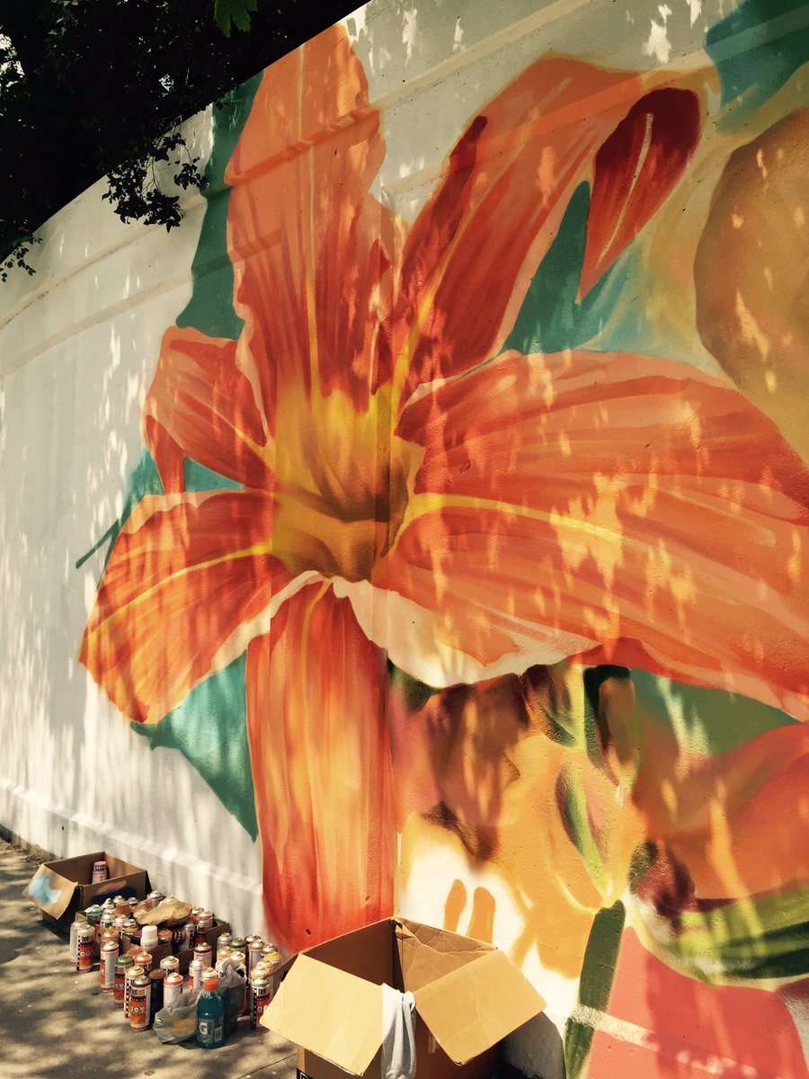 StART_Toronto's tweet photo. Bombarded with beauty-in-progress at Dupont St. underpass west of Osler St. Thank you Alex Lazich and Que Rockford! https://t.co/T1yBsPPdtg