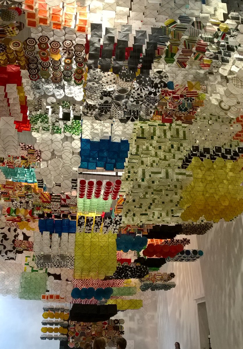 Väinö Aaltosen museon mielenkiintoisessa Jacob Hashimoton näyttelyssä mm. huikea Jättiläisplaneetta. #Turku #museo <a href="/museokortti/">Museokortti</a>