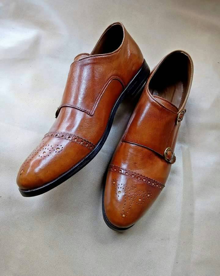 cherietipzie's tweet photo. #GloLafftaFestIbadan #cherryclassic #trendingshoes #loafers #brogue #monkstrap #burberry #nigerianwedding ig@cherry.classic_collection https://t.co/rsBvkCSeZ7