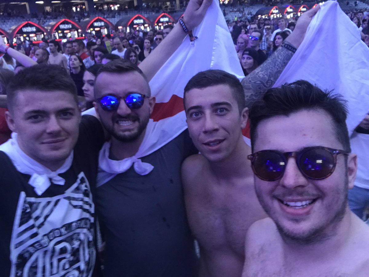josh19brown's tweet photo. @example @samuelwire one of the best sets of the festival #example #djwire #untold #romania #cluj #englishboys https://t.co/8r3fNxLwrh