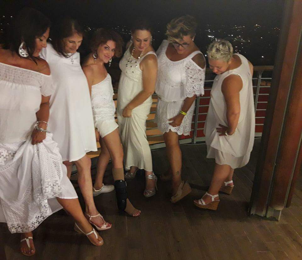 RavaraFrancesca's tweet photo. #TotalWhiteParty #UnstoppableGeneration https://t.co/Qmslt5N22G