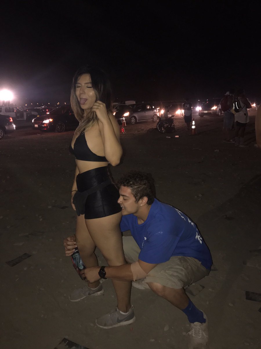 AlexLvfts__'s tweet photo. My Friends Always Looking Like Shnacksโค๏ธโค๏ธ #IDontBiteHard @FrickenSiddoh @CCGOLIFT https://t.co/44YsO4bRoN