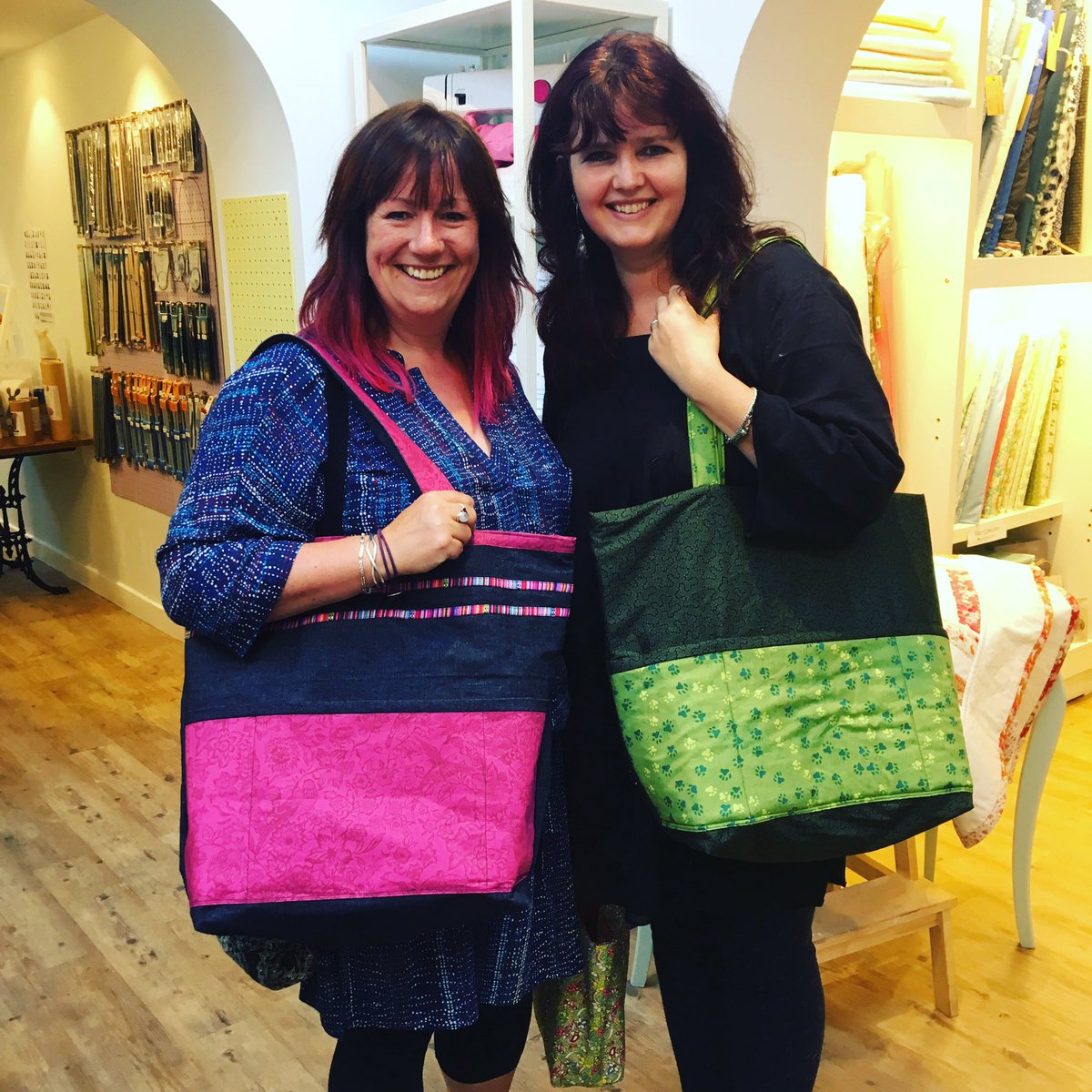 Making gorgeous summer beach bags <a href="/LoveStitchUK/">Love Stitch</a> yesterday- hope it stops raining! #sewingweekender #sew #summerholidays #sewingworkshops