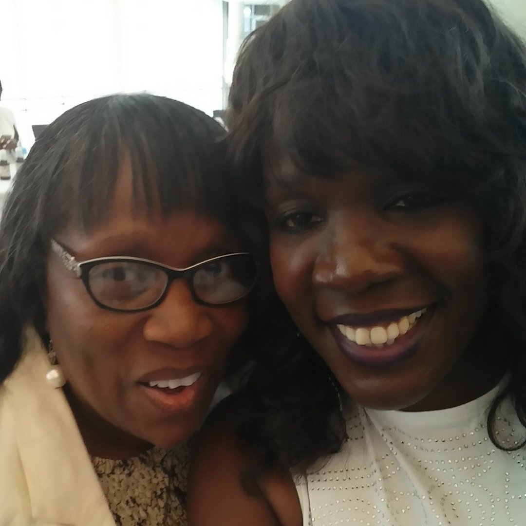 DestinyDrivenLC's tweet image. #Unitedwomeninwhite2017