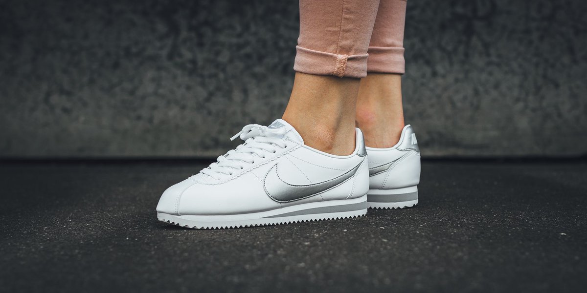 nike cortez with metal