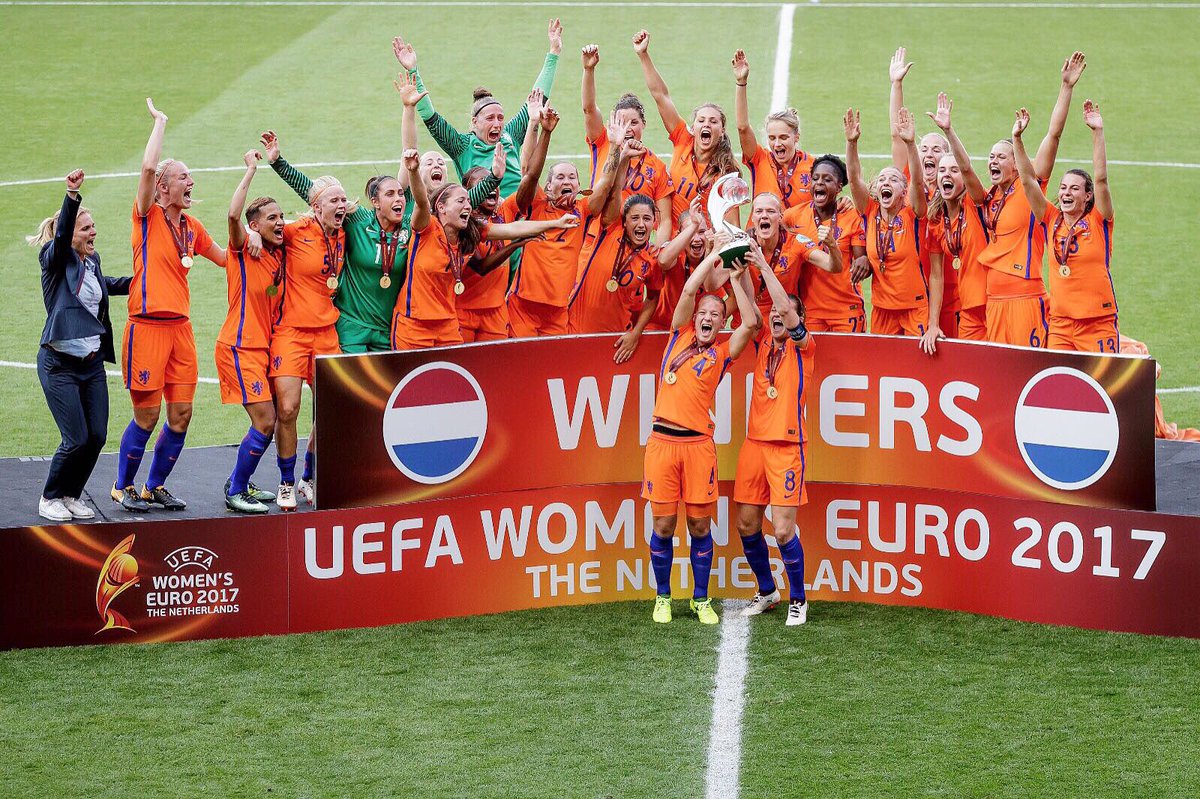 liekemartens1's tweet photo. DIT TEAM IS GOUD!!!🏆🥇 https://t.co/nBy2rrGCn9
