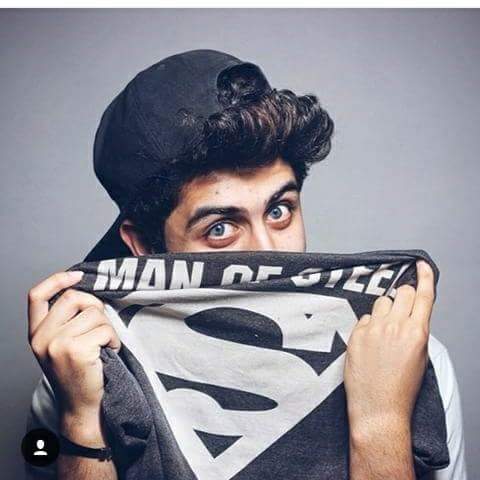 _

مـا يكسـٰرني فـراق ولا يجبرنـي وصـﭑل

ﭑنـا ؛ مـٰا ﭑرتـجـي ، حضـور ﭑحـد 

و اﭑنـا ؛ مـا ﭑڪره غيـٰﺎﺂب ، ﭑي ﭑحــد 🍃