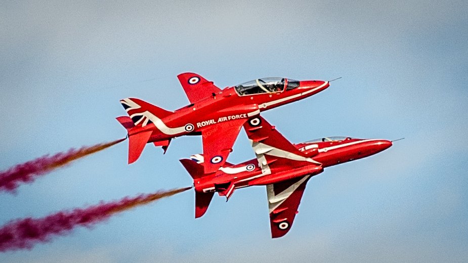 asangeek's tweet photo. Bit of Red action over @Shuttleworth_OW 's #edwardianpageant https://t.co/WaUnvxiwYR