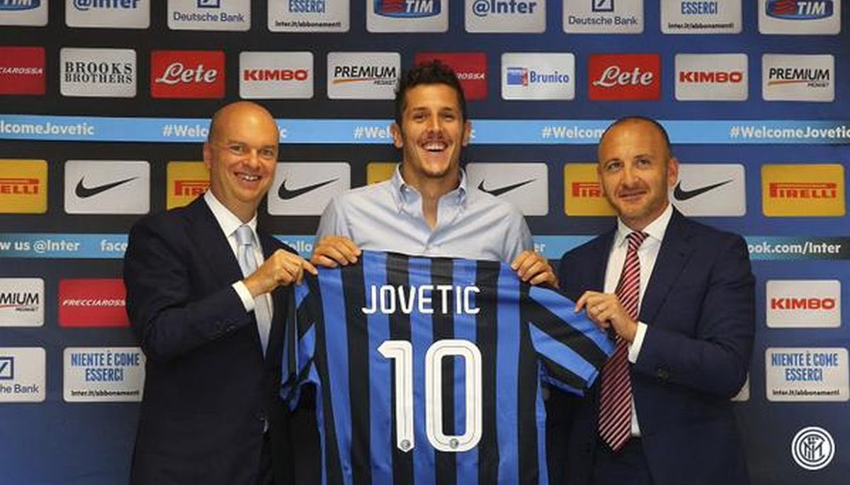 internostalgia's tweet photo. Inter presents Stevan Jovetic in 2015. RT for STAY, LIKE for LEAVE. https://t.co/QAG13XPfo4