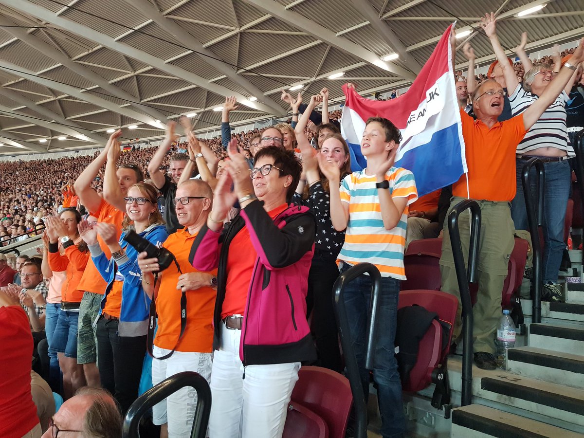 WK #London2017 🇬🇧 <a href="/AnoukVetter/">Anouk Vetter</a> BRONS 🥉 IN NEDERLANDS RECORD 6636 PUNTEN !!!!