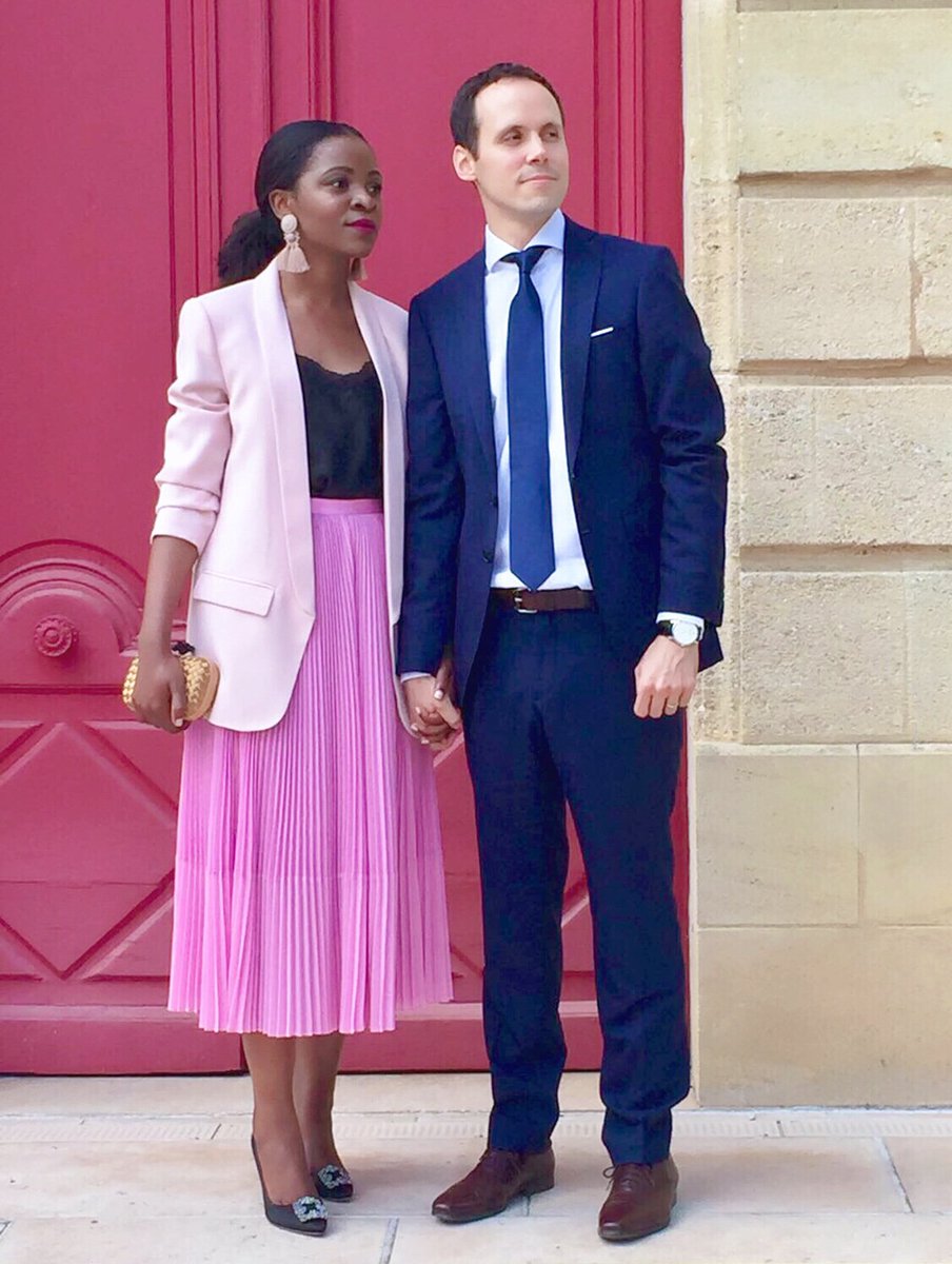 Celinemadmoisel's tweet photo. Le mariage comme thérapie <3 #justmarried #hm 

https://t.co/QBL6YWYpzI https://t.co/HoDsTGZpgL