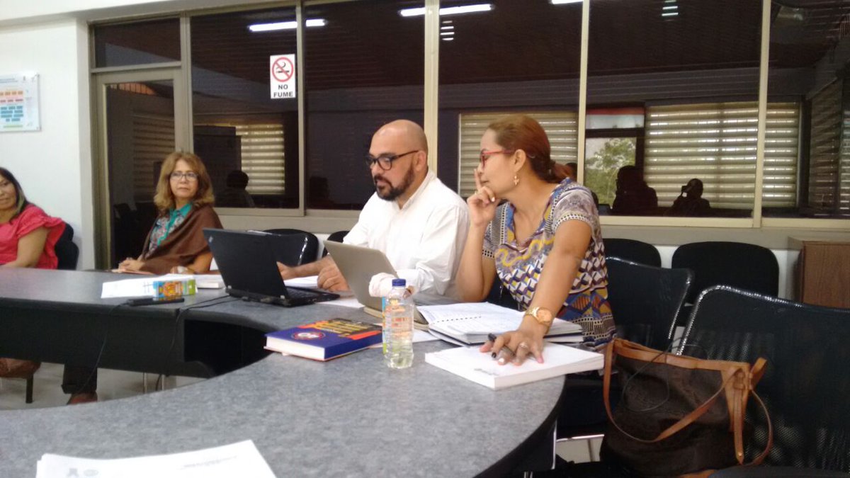 MaestriaPTic's tweet photo. El grupo Motiv@r de @UniLaGuajira, fortalece la presentación de condiciones de calidad ante PARES del MEN, para renovación de RC de MPTIC https://t.co/2TjKVYJ6uO