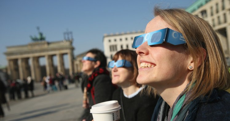 How to avoid buying 'bogus' solar eclipse glasses bit.ly/2vERGy0 https://t.co/ReTr9L7XRD