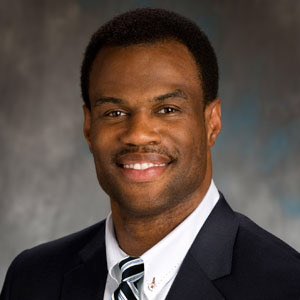 Happy Birthday to NBA Hall of Famer David Robinson!!! 