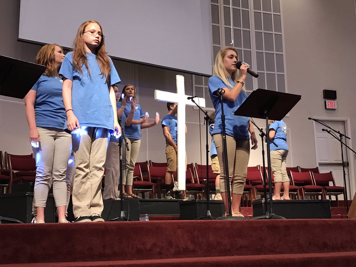 adavillechurch's tweet image. Great day of worship at #Adaville Thanks to our students for leading in worship. Bring your family &amp;amp; get involved #DiscoverAdaville