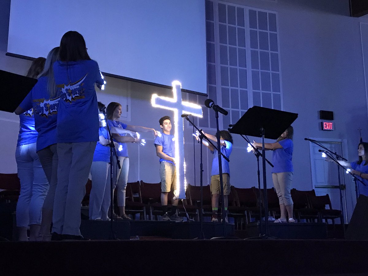 adavillechurch's tweet image. Great day of worship at #Adaville Thanks to our students for leading in worship. Bring your family &amp;amp; get involved #DiscoverAdaville