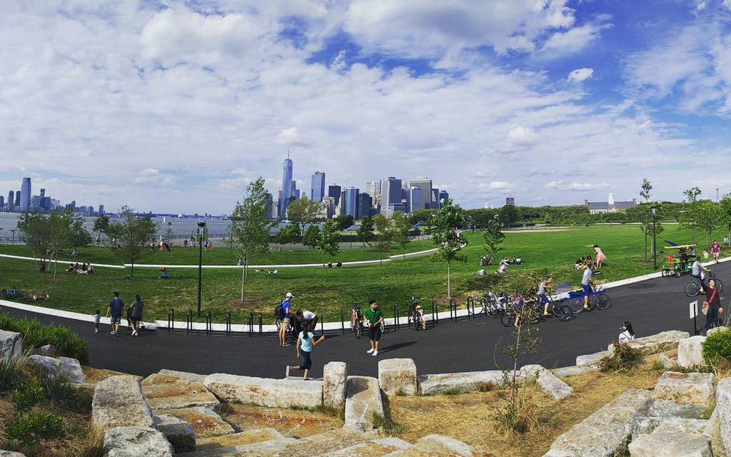 brent_watson's tweet photo. New image via Instagram - "Governors Island is slowly becoming one of my favorite places." https://t.co/YNK66Hl1Cj