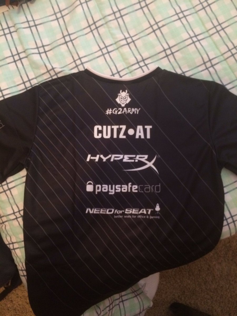 lftam319's tweet photo. @HLTVorg @G2NBK @G2apEX @G2kennyS @G2shox @G2esports  Best Gift ever ! Finally over ! Love you guys ! Keep it up ! https://t.co/4SRCJLloWJ