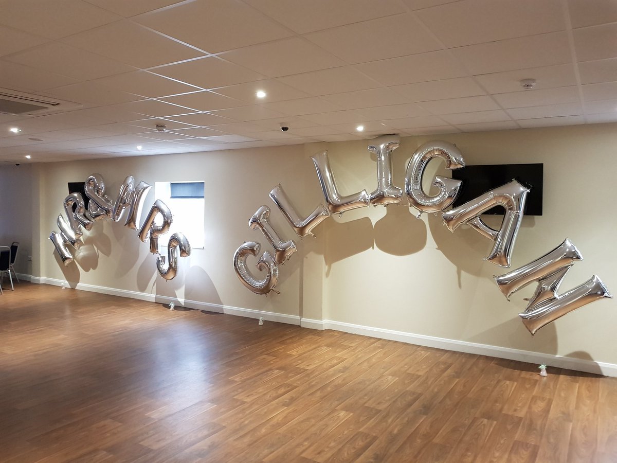 BalloonbeyondUK's tweet image. Congratulations Mr &amp;amp; Mrs Gilligan! @BalloonbeyondUK @mansfieldtownfc