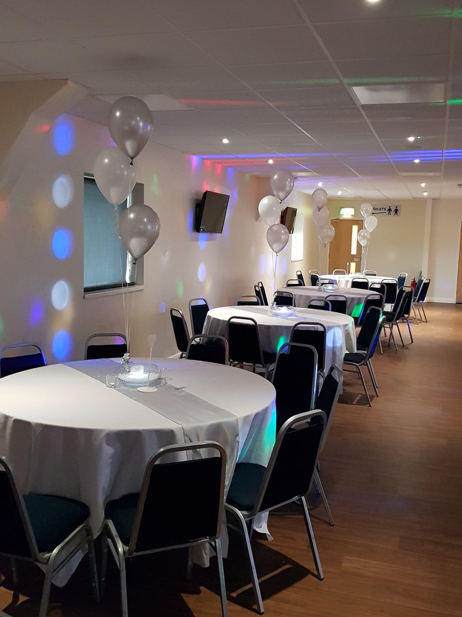 BalloonbeyondUK's tweet image. Congratulations Mr &amp;amp; Mrs Gilligan! @BalloonbeyondUK @mansfieldtownfc