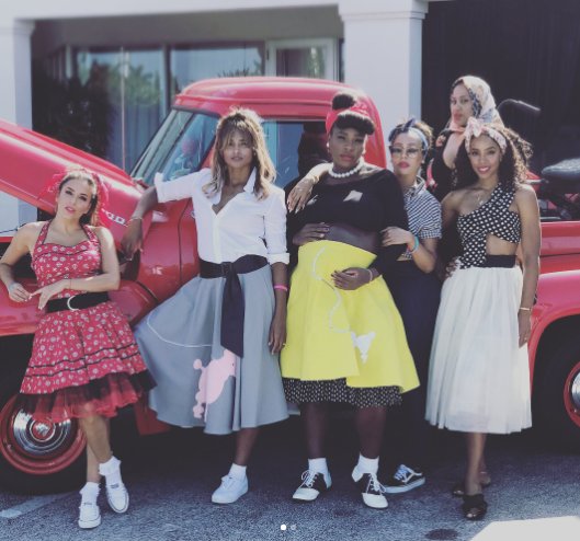 WTA's tweet photo. .@SerenaWilliams celebrates 1950s themed baby shower! 🍼🎉

📸--> https://t.co/nvCDveucRa https://t.co/kR6T8hwkxE