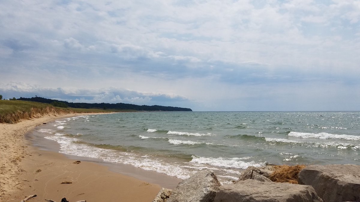 nonie_arora's tweet photo. 24hr trip with sun, sand, & friendship = less burned out and ready to work again! #girlmedtwitter #wellness #M3weekend https://t.co/aH5mpRH1wo