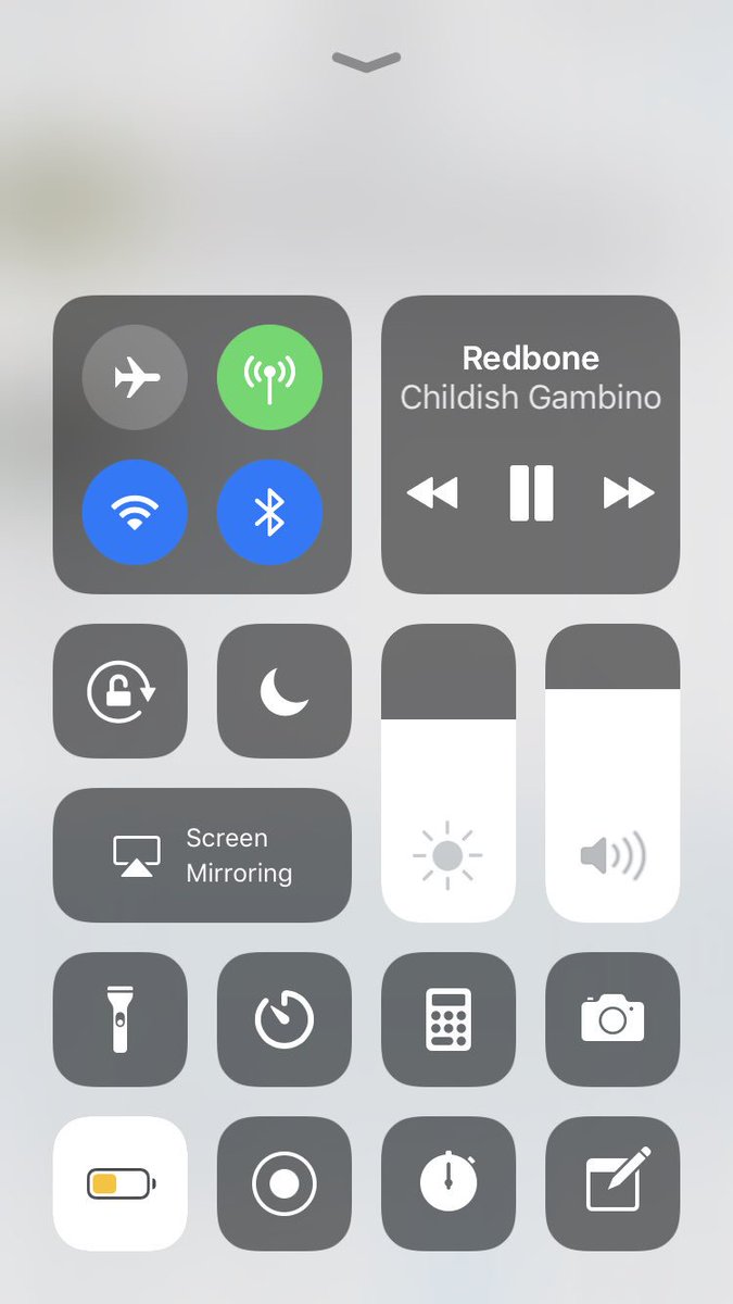 gillbil's tweet photo. @x_jacccc_o Read the notes photo if ur interested haha iOS 11 betas been out for a while I wanted to try it lol https://t.co/oqIukj9EuV