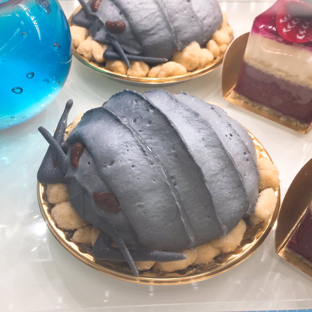 Patisserie Swallowtail 本日スタート 東急ハンズ池袋店1f にて お菓子な水族館 シリーズを販売中です ラブカ が新作として登場 T Co Wbomppzaoa お菓子な水族館 水族館 ケーキ 夏 ラブカ ダイオウグソクムシ チンアナゴ