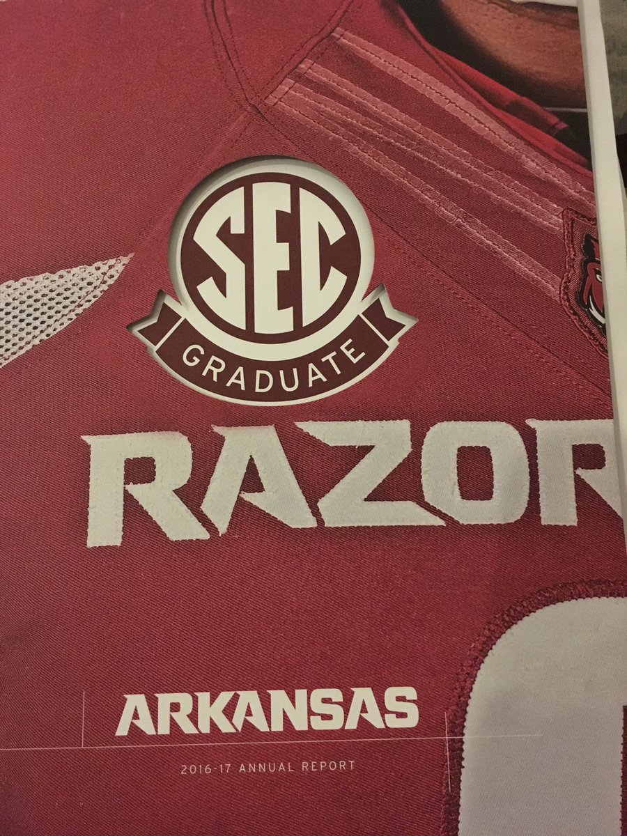 The <a href="/ArkRazorbacks/">Arkansas Razorbacks 🐗</a> 2016-17 Annual Report featuring the <a href="/SEC/">Southeastern Conference</a> Graduate Patch! Nice look <a href="/jefflongUA/">Vitoria Costa</a> and team! #ItJustMeansMore