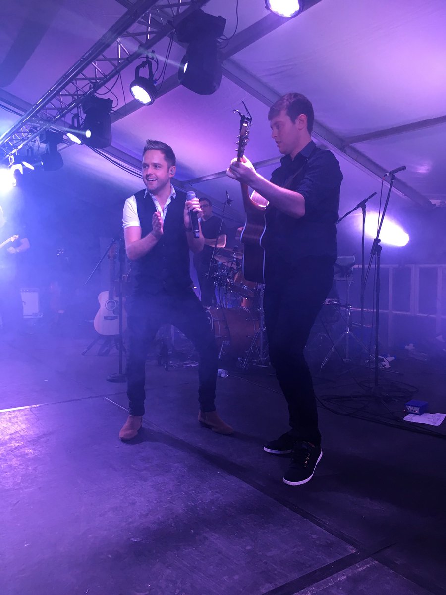 Such a brilliant night seeing <a href="/derekryanmusic/">Derek Ryan</a> <a href="/FarneyMusicFest/">Farney MusicFestival</a> tonight 😀🤠#Amazing #derekryan #marquee #dance 😆