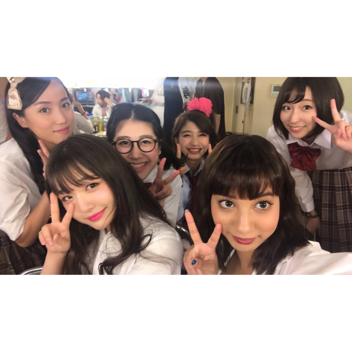 ギャル卒！！全公演終了しました！
皆さん本当にありがとうございました❤️
エイジア最高！！！！

#ギャル卒
#エイジアプロモーション https://t.co/OiHwv70vwe