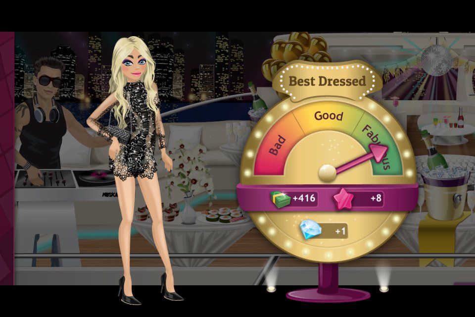 AvrilRussiaFuns's tweet photo. Oh, wow! It seems I’m the best dressed at the party! #SUPERSTARLIFE https://t.co/ndpNywGKam https://t.co/9RlMHp61Df