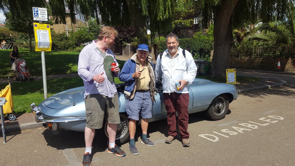 The famous Trevor Baylis at Twickenham Alive Riverside Festival <a href="/TwickenhamAlive/">Twickenham Alive</a> @40Twinning @jean_loveland